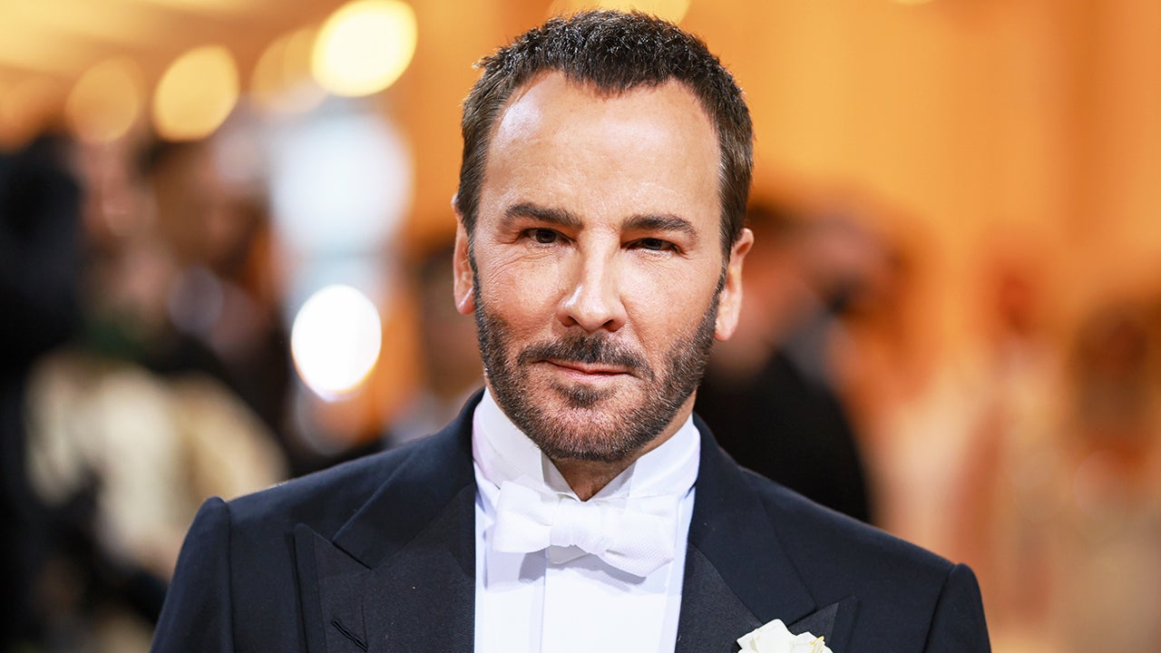 Tom Ford hits the 2022 Met Gala red carpet in a familiar tux