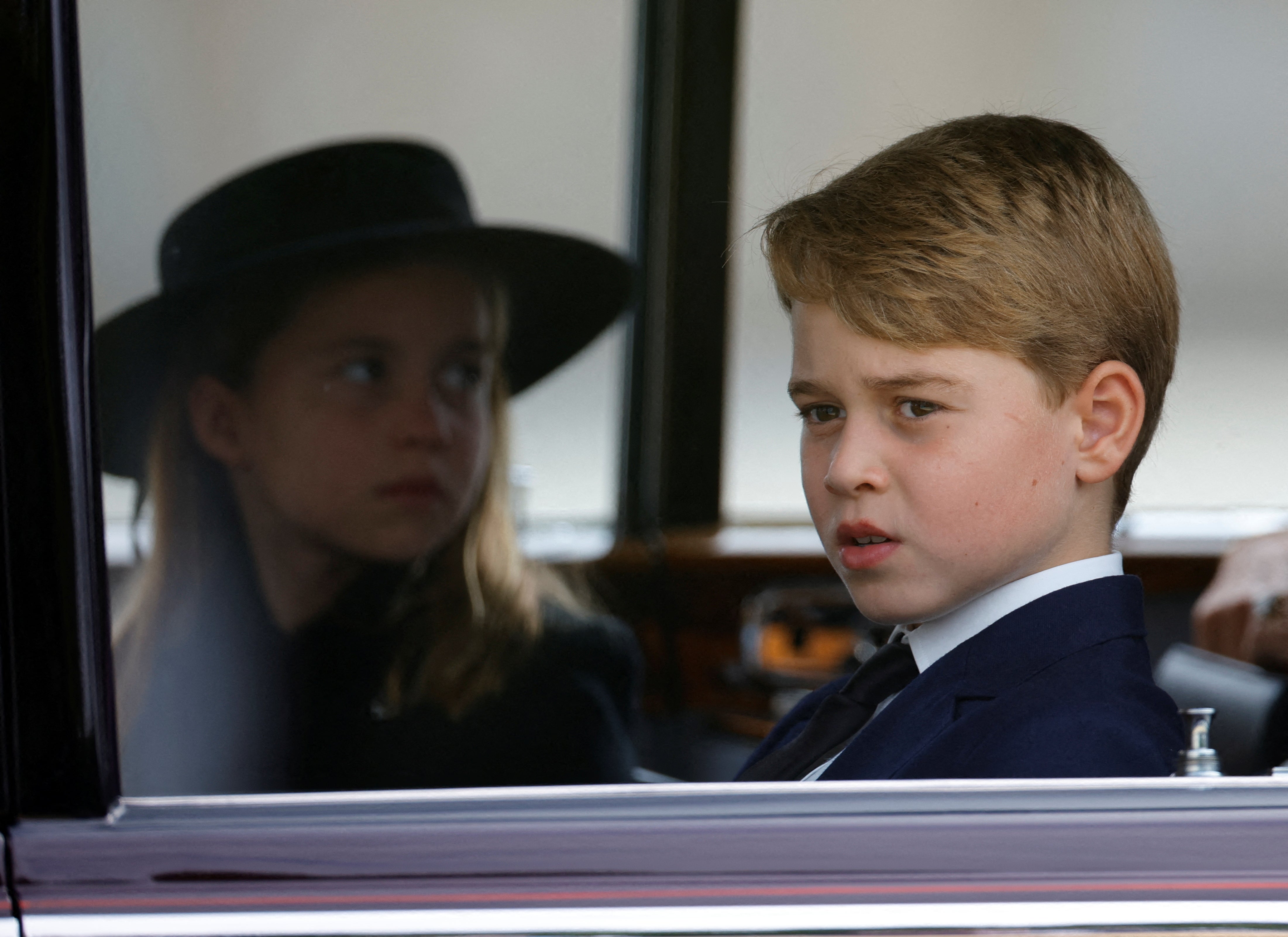 See Princess Charlotte Crying at Queen Elizabeth's Funeral - Parade