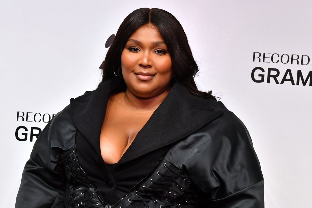 Lizzo calls out 'fake doctors' diagnosing plus size women in the comments  section on social media