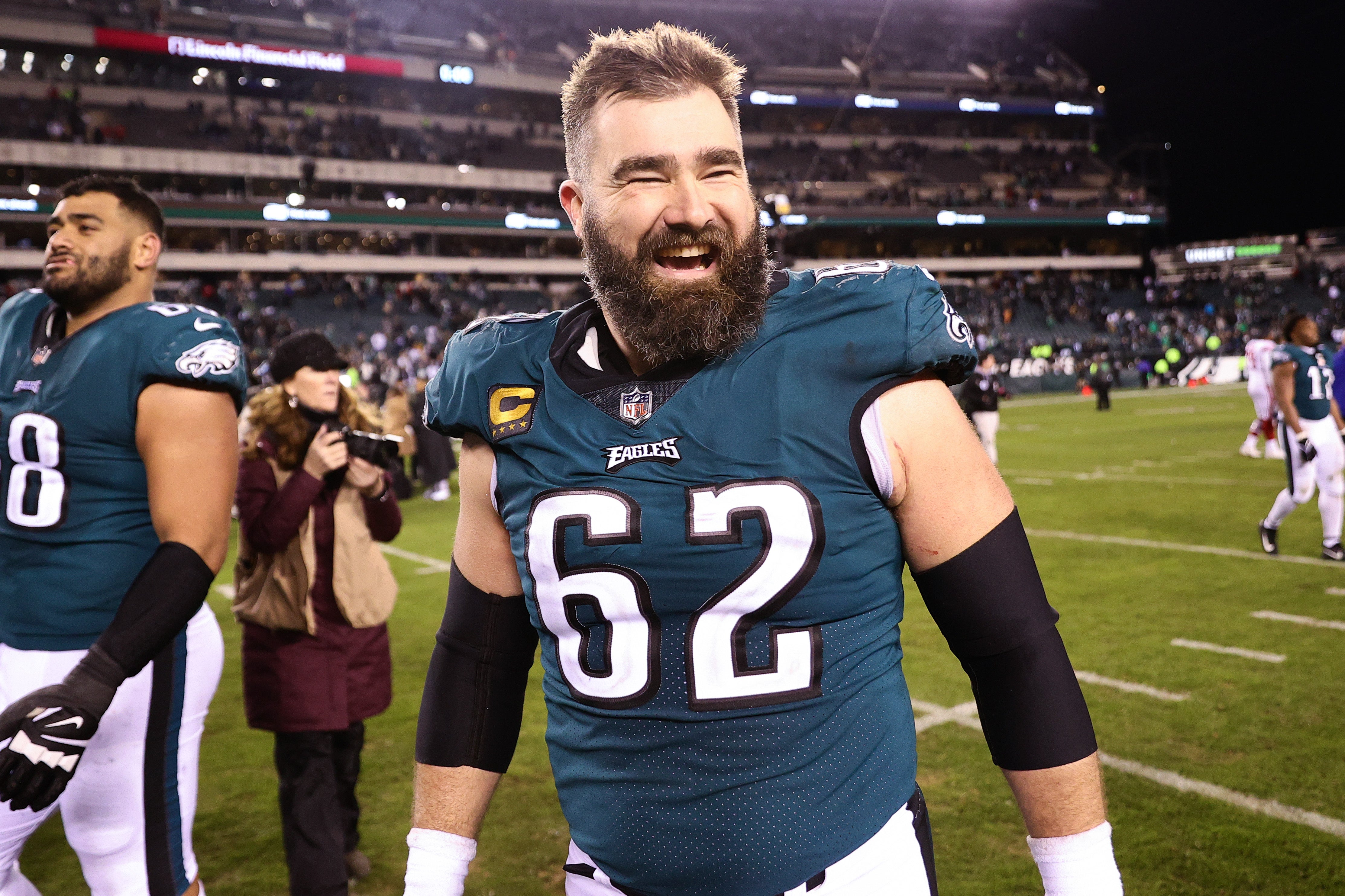 Eagles star Jason Kelce's wife, Kylie, joins him on New Heights podcast