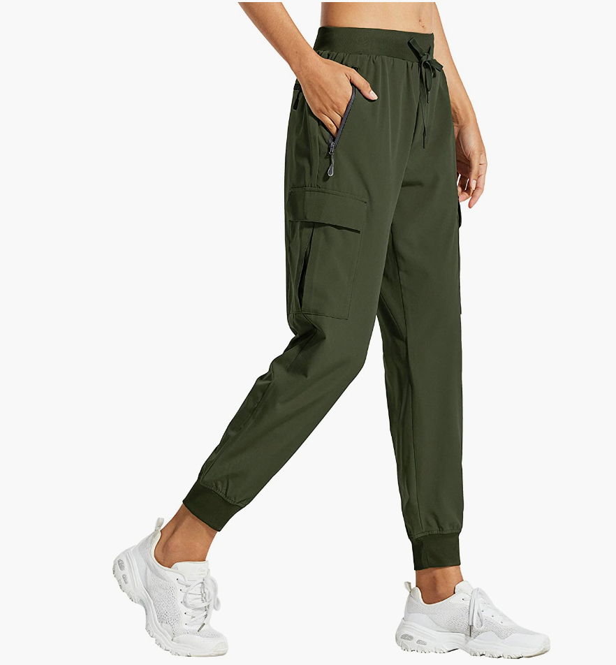 On Trend 2024: How To Style Cargo Pants - Christinabtv  How to style cargo  pants, Fall fashion trends, Fashion