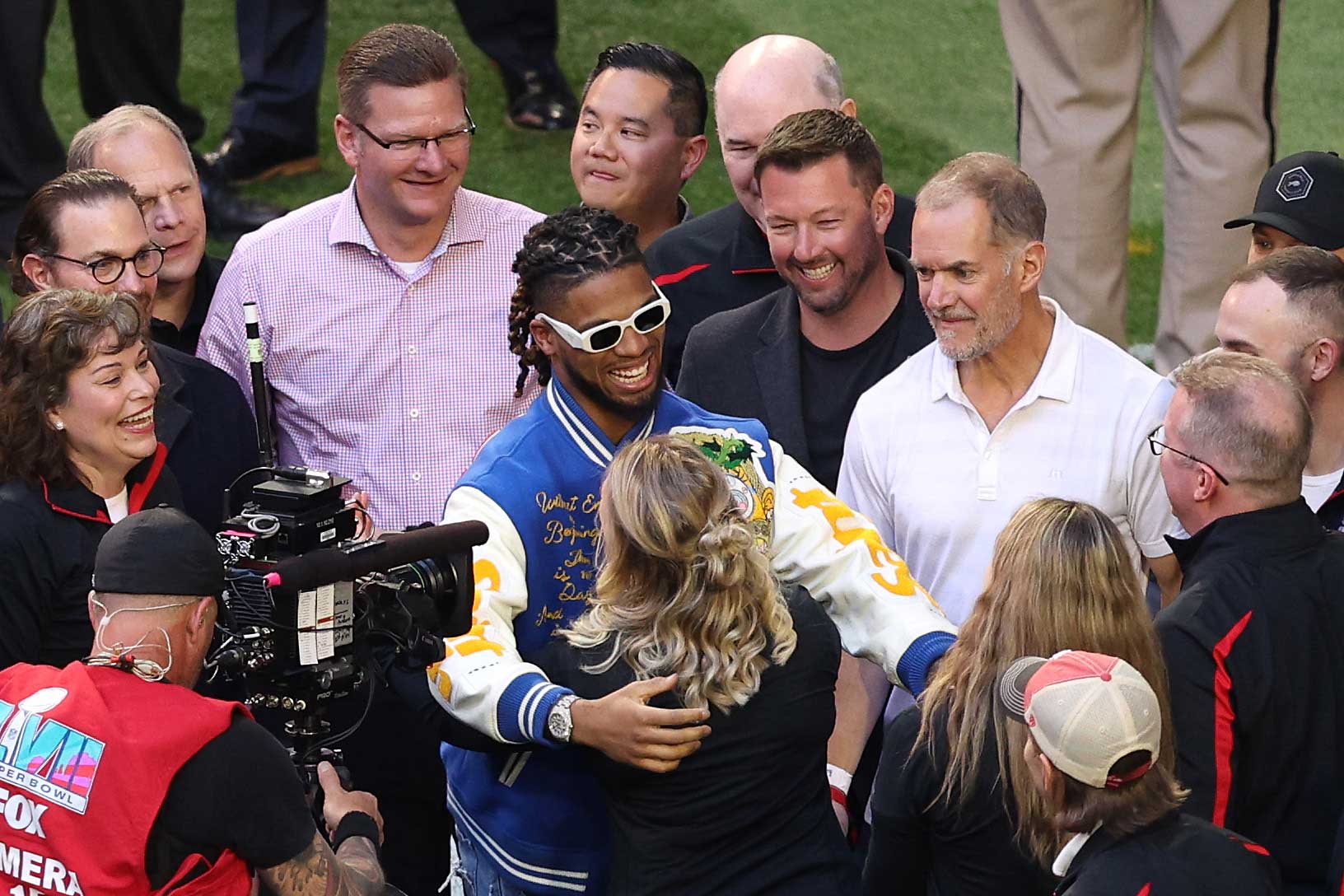 Hamlin makes appearance on field at Super Bowl