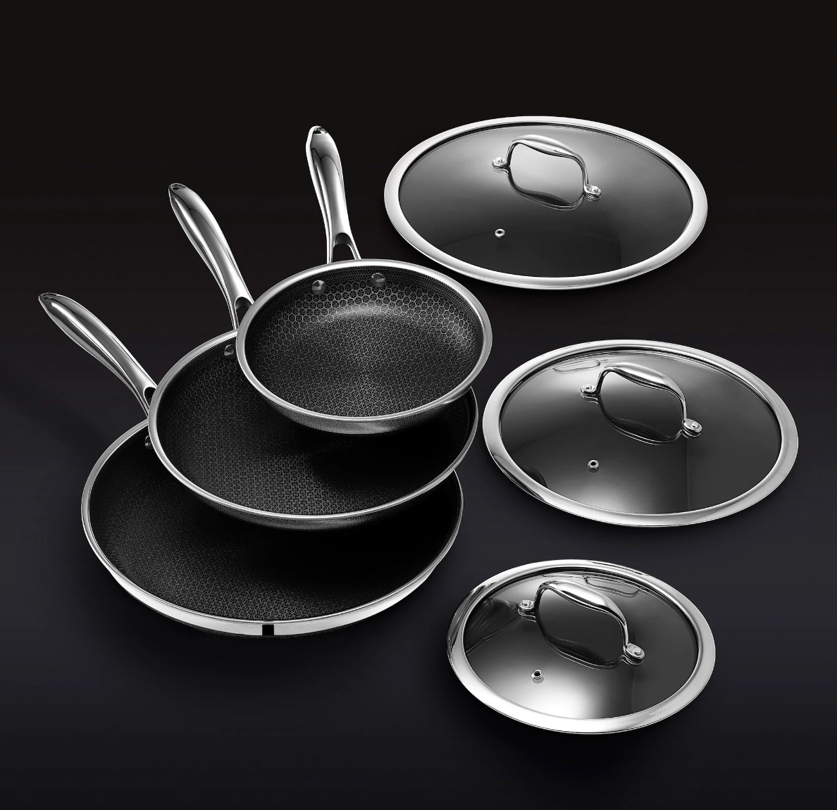 Gordon Ramsay – HexClad Cookware