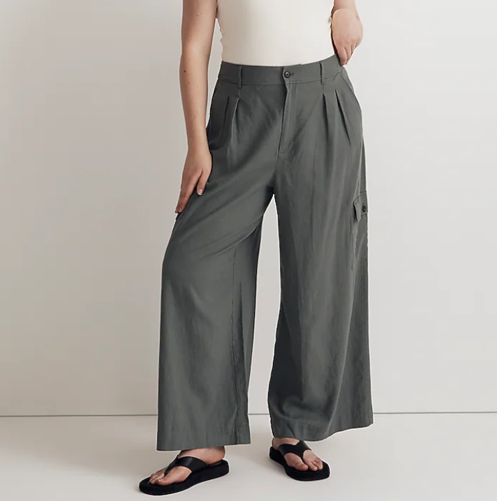 Women's Linen-Blend Tailored Ultra Wide-Leg Cargo Pant