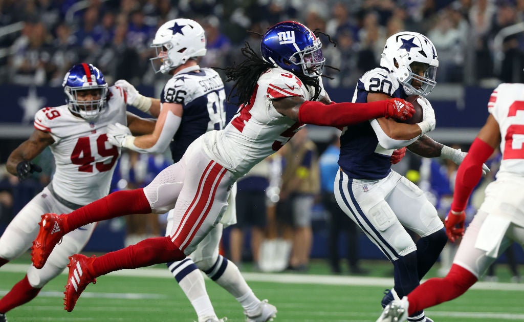 What Time Is the NFL Game Tonight? Cowboys vs. Giants Channel, Live Stream  Options for Sunday Night Football