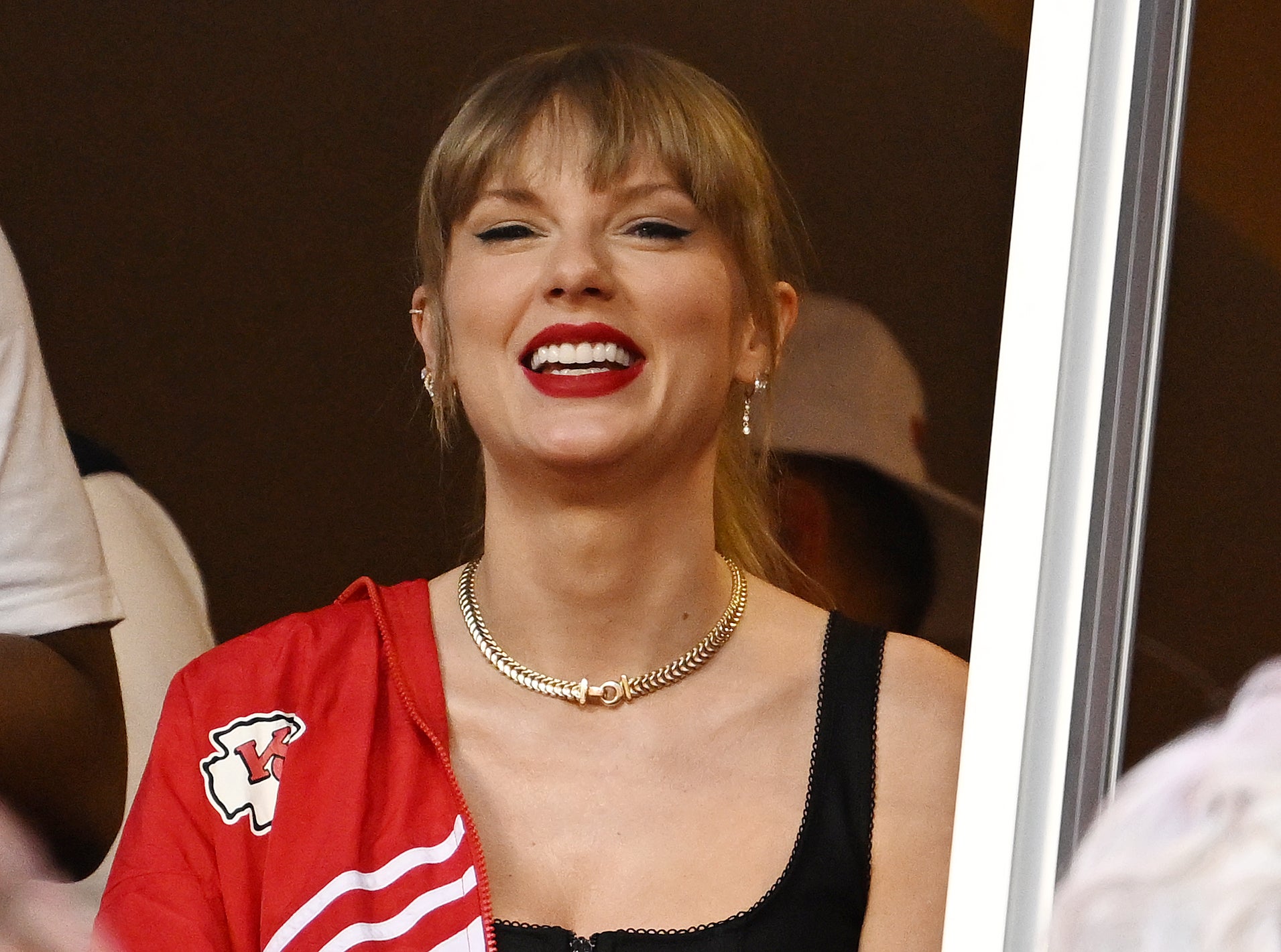 Taylor Swift Wearing $112 Jacket From Erin Andrews To Travis