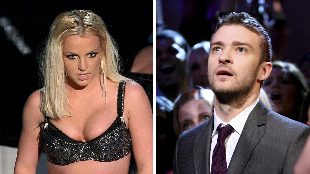 Britney Spears' Bra Comes Undone During Performance -- Watch the