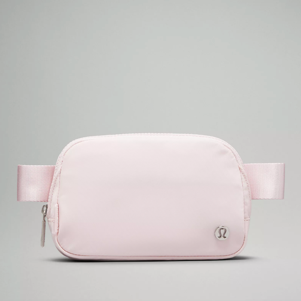Belt bag craze might finally be over, they aren't selling out like they use  to. 9 different colors in stock. 🙃 What is the next Lulu obsession people  are on? : r/lululemon