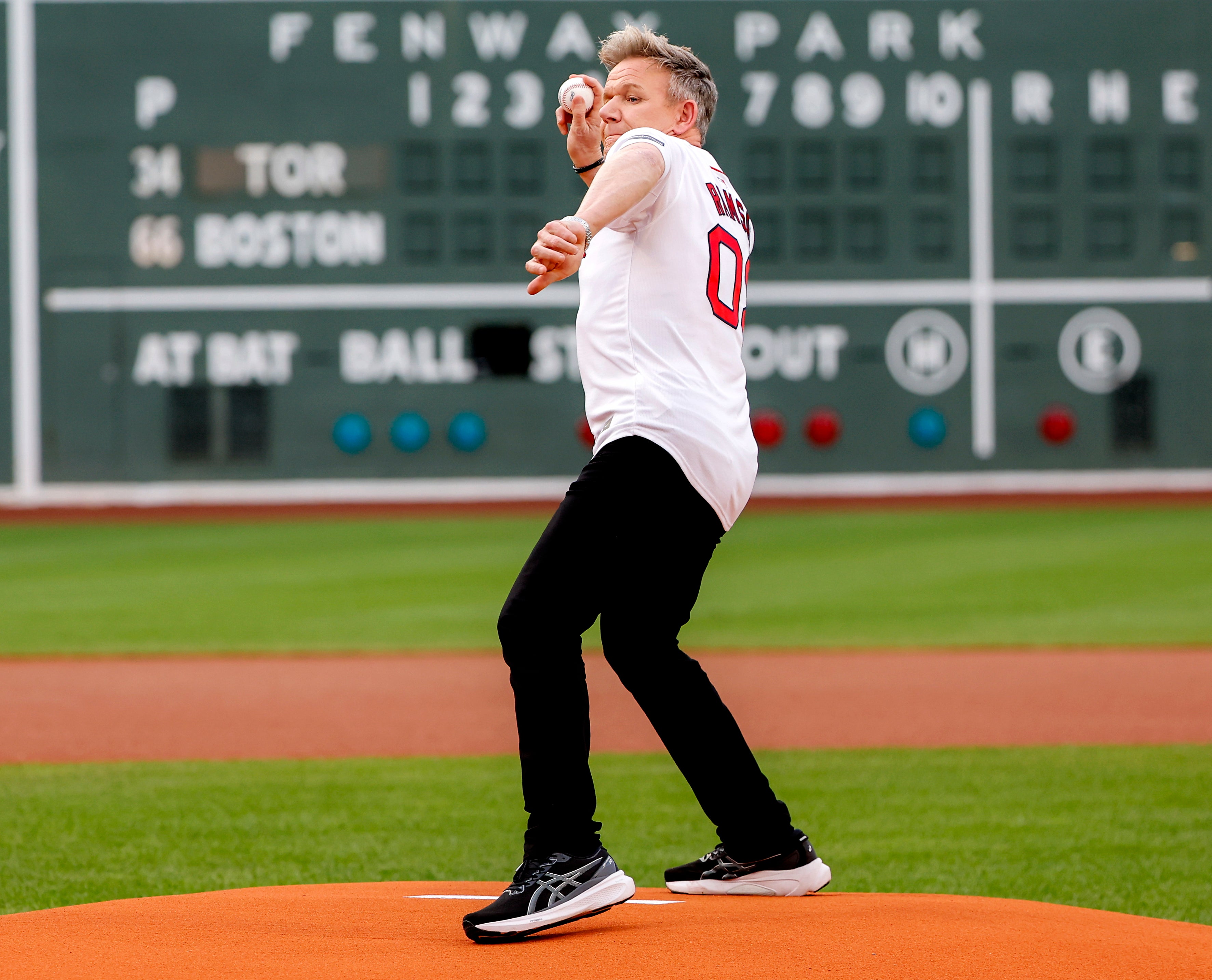 Gordon Ramsay Throws First Pitch at Red Sox Game Following Scary Bicycle  Accident | Entertainment Tonight