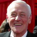 'Frasier' Star John Mahoney Dead at 77