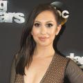 Cheryl Burke Takes a Break From Social Media to 'Deal With Some Personal Things'