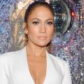 Jennifer Lopez Chokes Up in Emotional Speech About Time's Up Movement