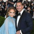 Jennifer Lopez and Alex Rodriguez Help Their Kids Decorate a Christmas Tree -- Pics!