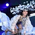 MORE: Victoria's Secret Model Ming Xi Falls on Runway, Angels Comes to Her Aid