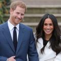 Prince Harry and Meghan Markle Pose for Engagement Photocall!