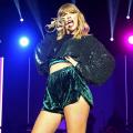 Taylor Swift Rocks Jingle Bell Ball in London, Dances With Boyfriend Joe Alwyn to Ed Sheeran: Watch!