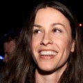 Alanis Morrisette Looks Nearly Unrecognizable With New Haircut