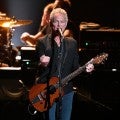 NEWS: Fleetwood Mac Parts Ways With Lindsey Buckingham For Upcoming Tour