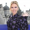 Scarlett Johansson Is All Smiles in London Following Paparazzi Scare