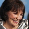 Gloria Vanderbilt, Anderson Cooper's Mother and Artist, Dies at 95