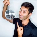 'DWTS': Nev Schulman Dances to Justin Bieber & Ariana Grande's Duet