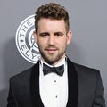 'Bachelor' Alum Nick Viall and Natalie Joy Go Instagram Official