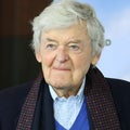 Hal Holbrook, Tony and Emmy-Winning Actor, Dead at 95