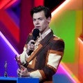Harry Styles Accepts His BRIT Award With an American Accent