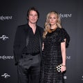 Josh Hartnett and Wife Pose for Rare Red Carpet at Pre-Oscars Party