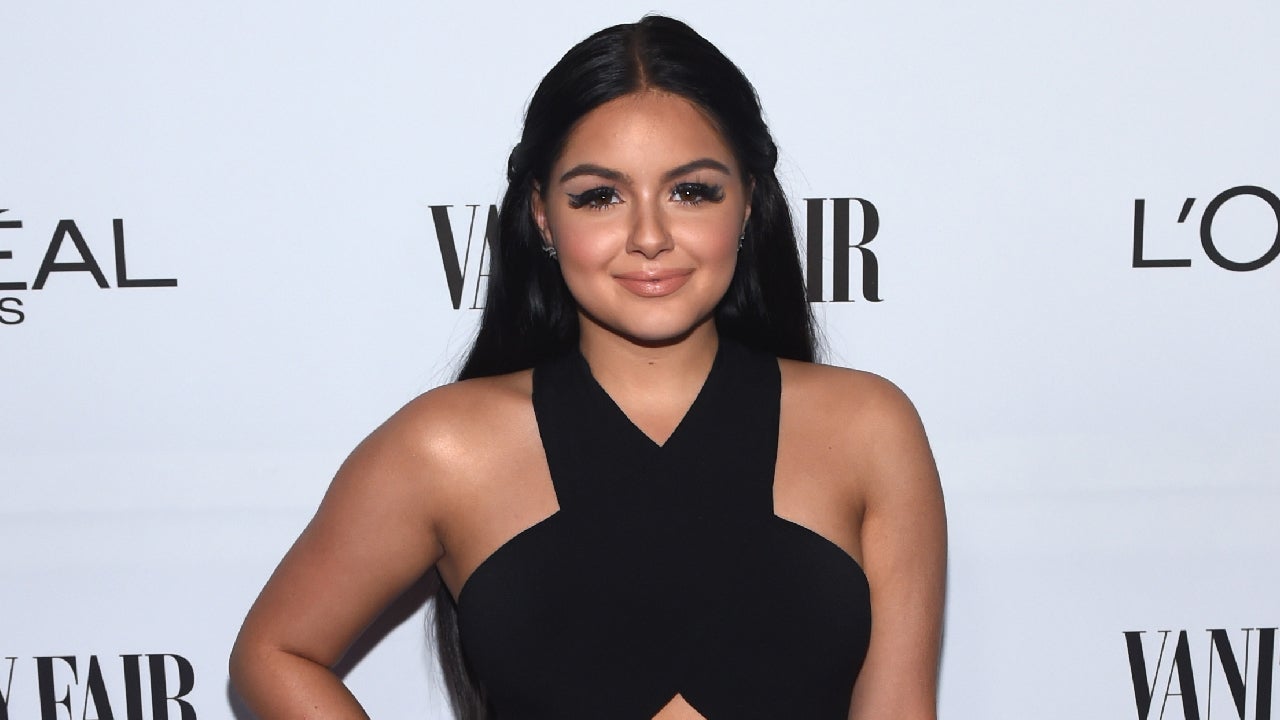 Ariel Winter Flaunts Toned Legs in Thigh-High Slit Dress