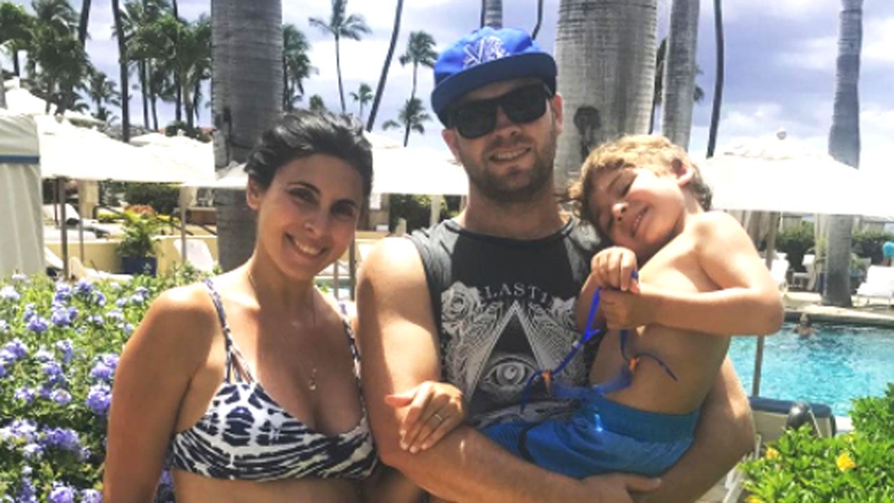 Jamie Lynn Sigler bikini baby bump