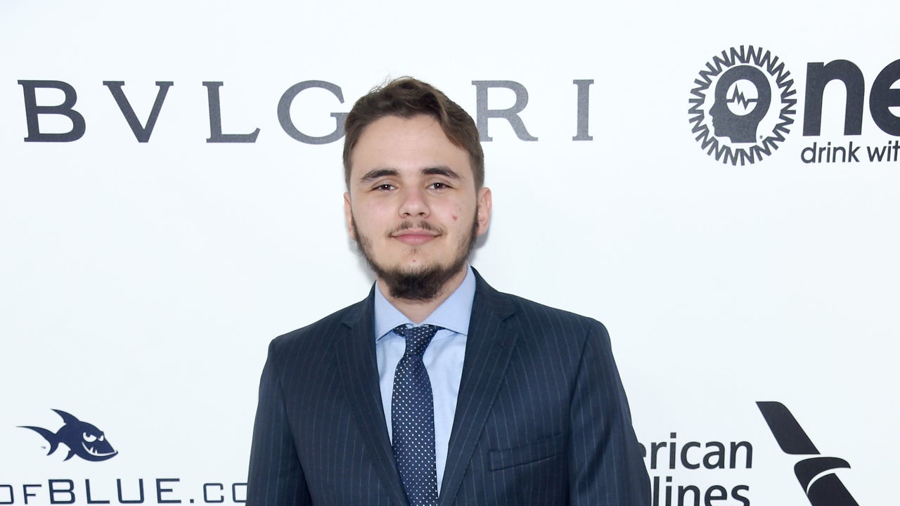 Prince Michael Jackson at  the 25th Annual Elton John AIDS Foundation's Academy Awards Viewing Party 