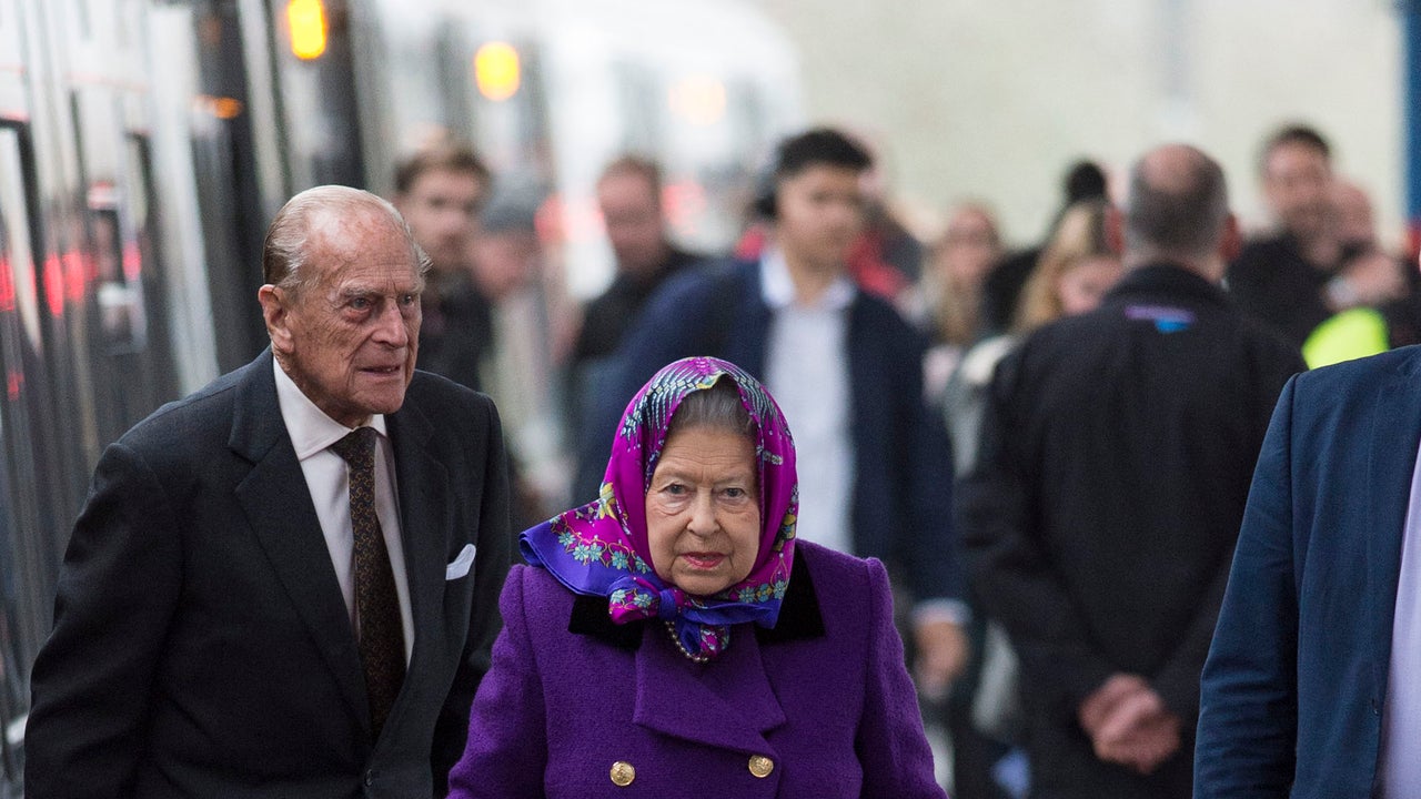 Queen Elizabeth II and Prince Philip travel for the holidays