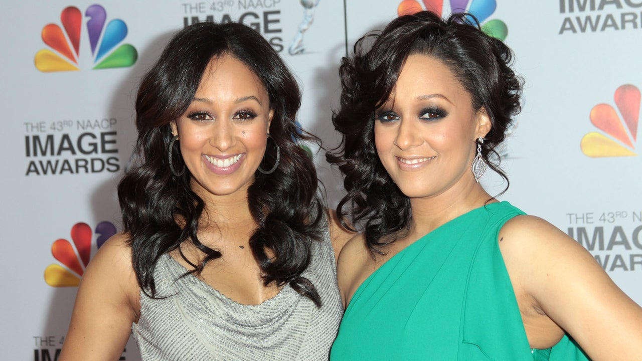 tai_mowry_tamera_mowry_gettyimages-139200925.jpg