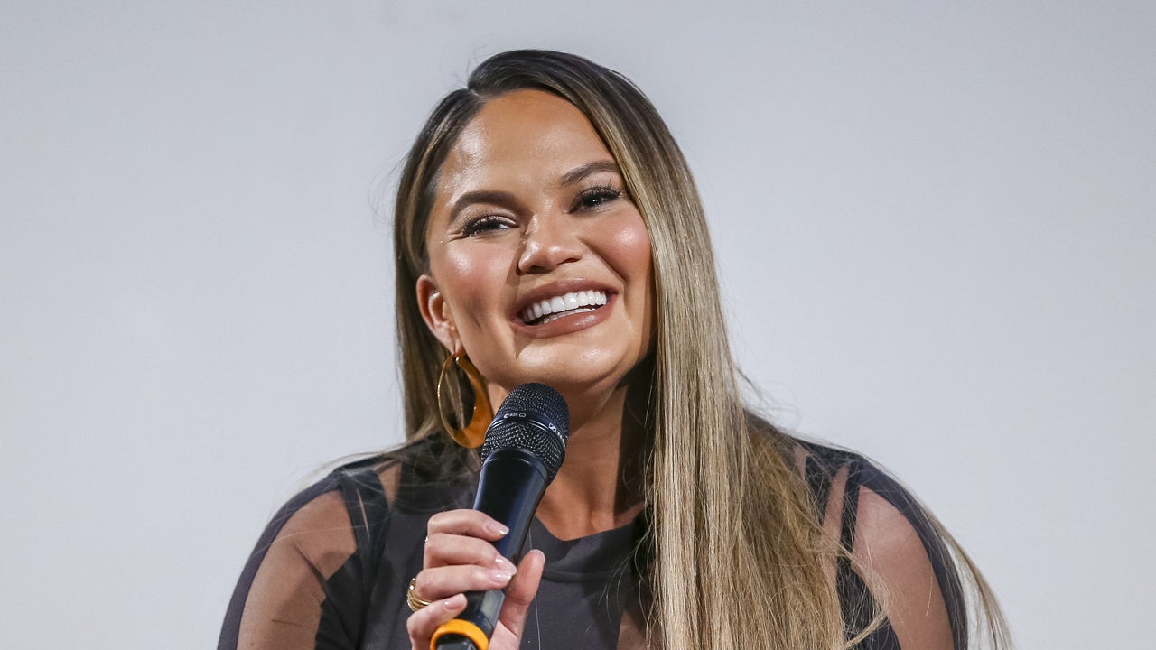 Chrissy Teigen at FYC lip sync battle event