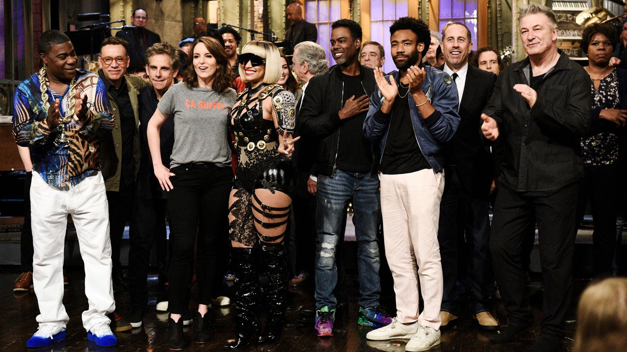 Tina Fey and guest stars during 'Saturday Night Live' Goodbyes during Season 43 finale