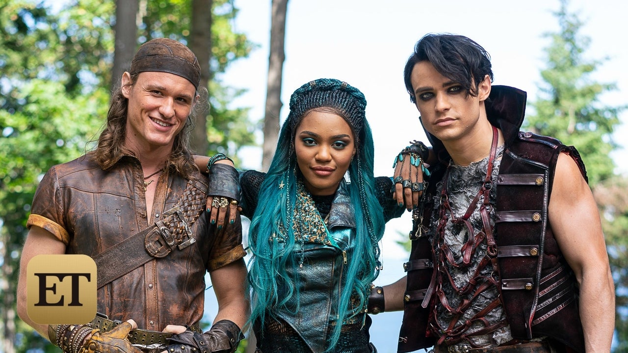 Descendants 3': First Look on Set With Ursula's Daughter Uma and Her Pirate  Gang (Exclusive)