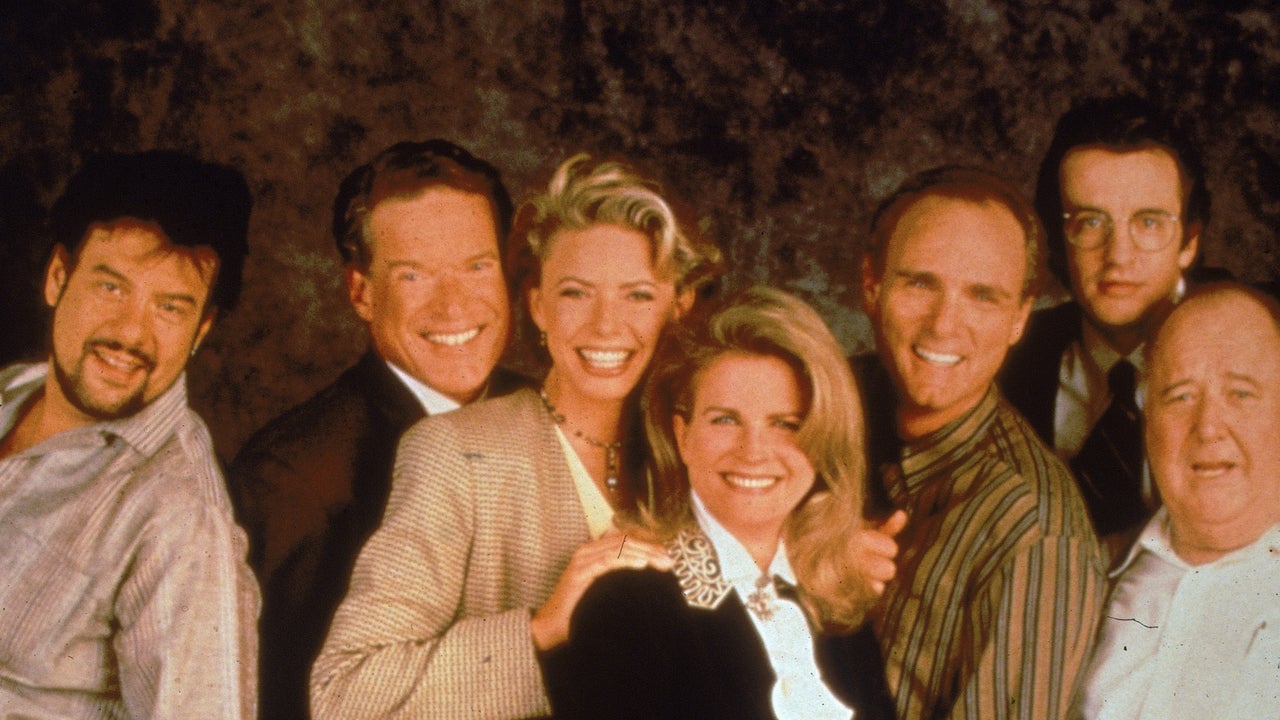 Cast Of Murphy Brown Then And Now Entertainment Tonight   Murphy Brown Castgettyimages 3058413 