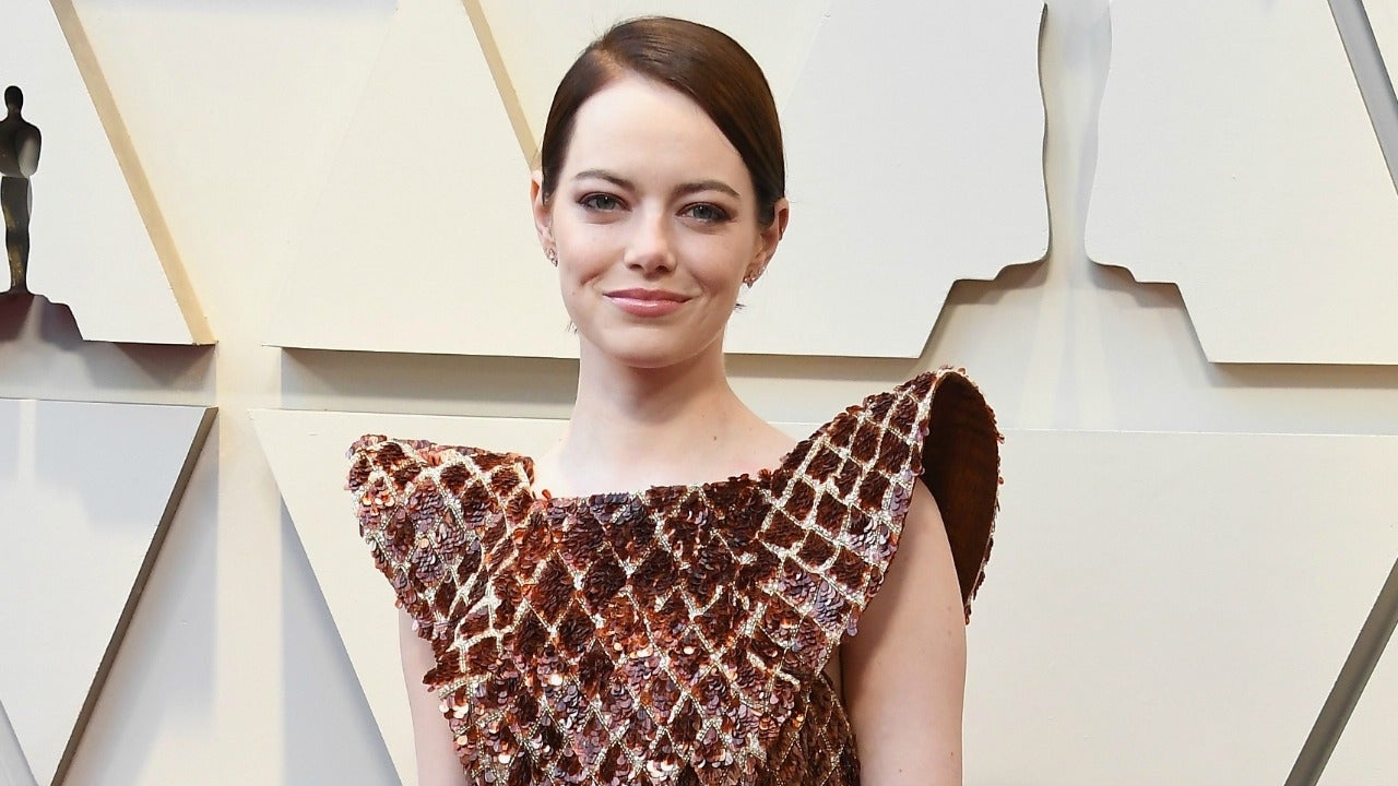 Twitter Reactions To Emma Stone's Waffle Cone Oscars Dress