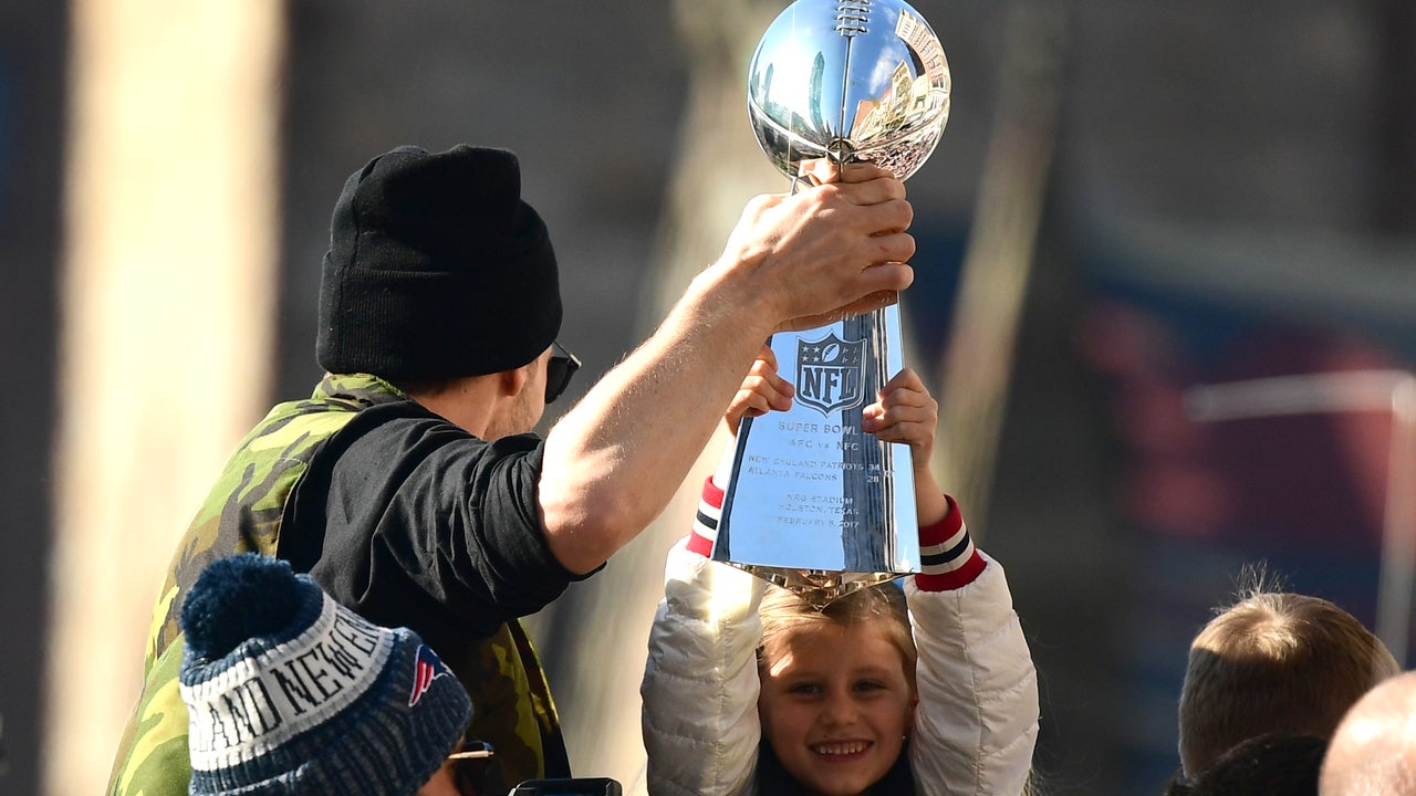 Is Tom Brady the GOAT Dad? Get to Know the Football Legend's Adorable Kids!, Parade Magazine