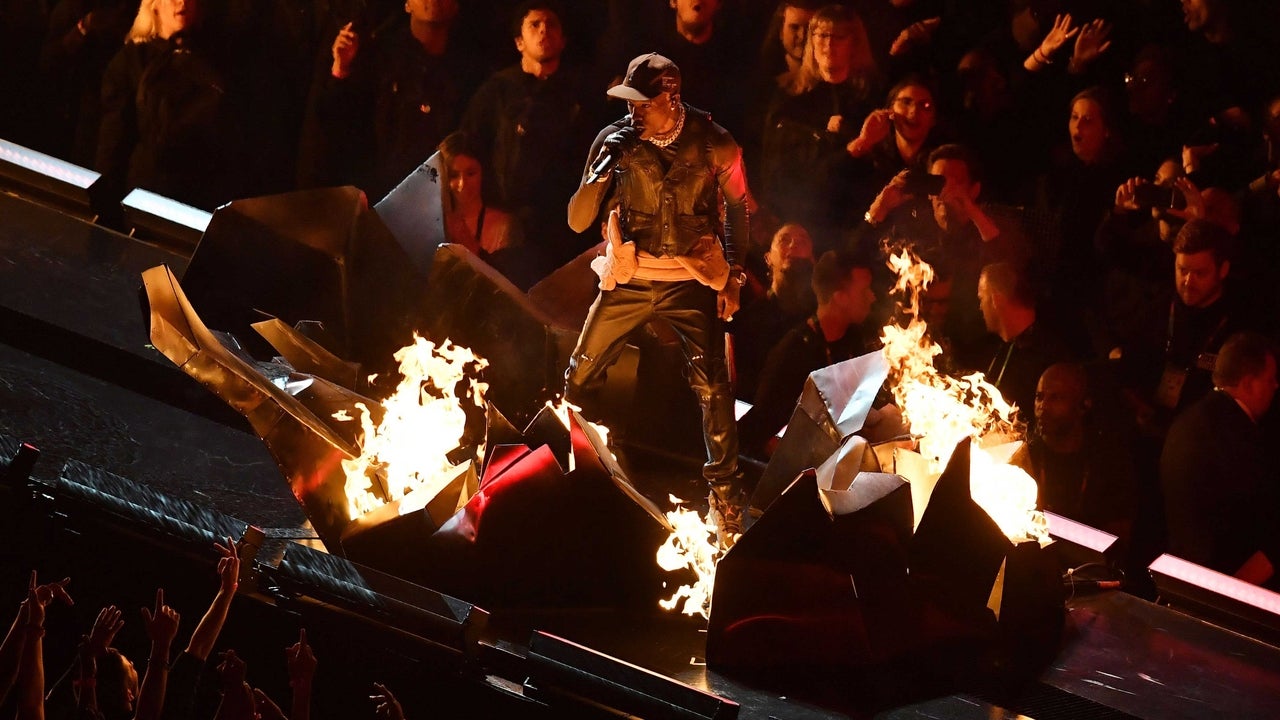 Maroon 5 (feat. Travis Scott & Big Boi)  Pepsi Super Bowl LIII Halftime  Show 