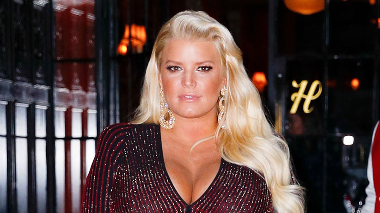 Jessica Simpson's Son and Baby Daughter Star in New Sibling Snap