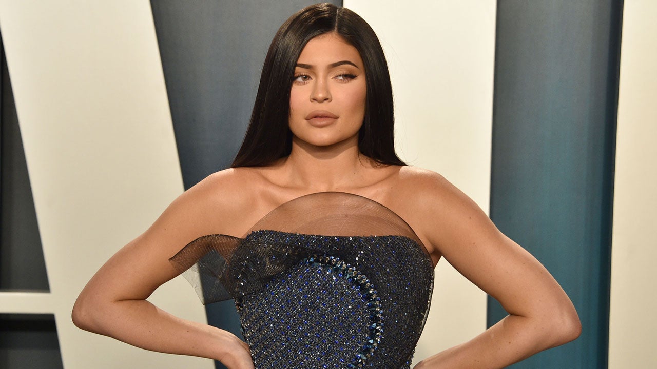 Kylie Jenner Claps Back At Trolls Criticizing Her Toes After Bikini Photo Shoot With Kendall