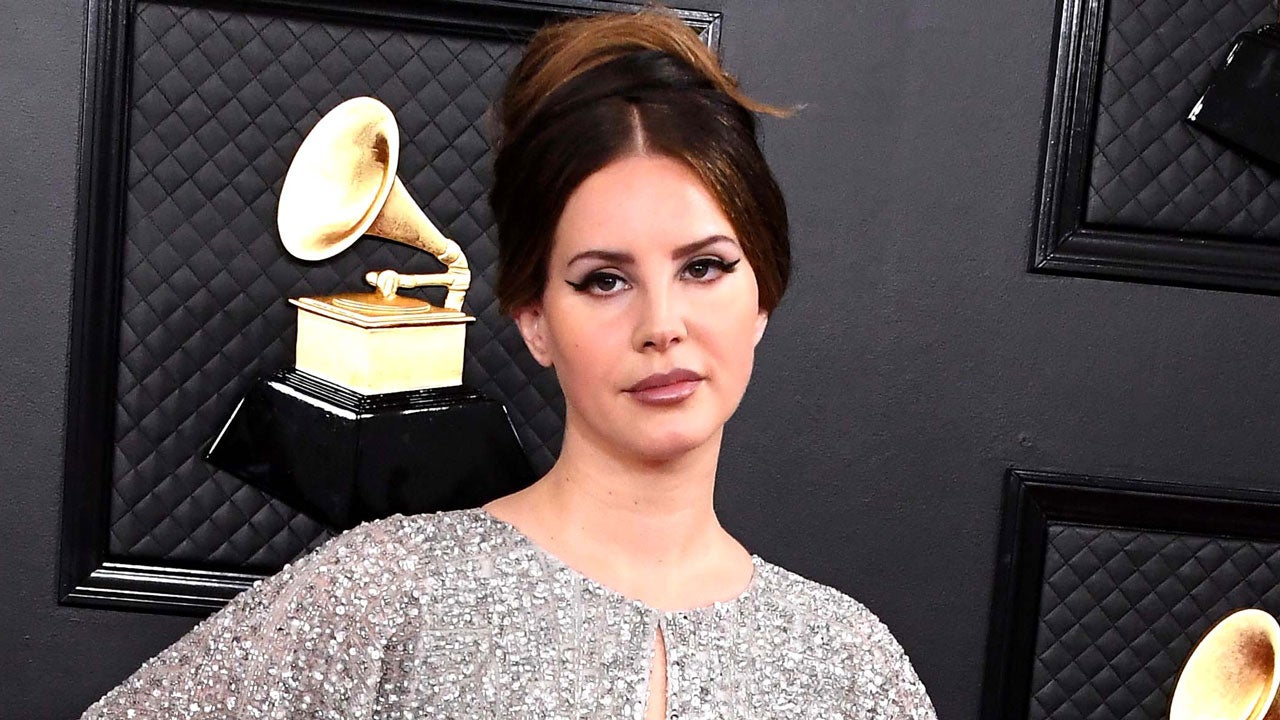 Why Lana Del Rey Says She's Deleting Her Social-Media Accounts