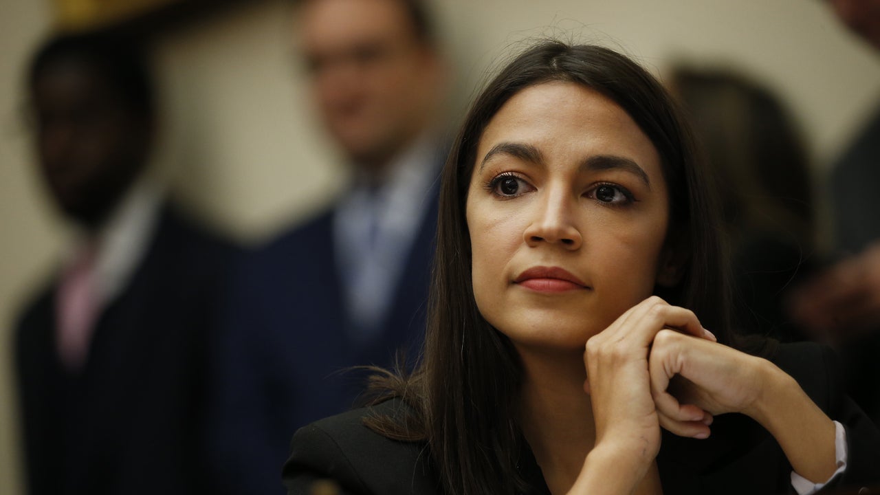 Alexandria Ocasio-Cortez Has the Answers To Your Most Pressing COVID-19  Vaccine Questions | Entertainment Tonight