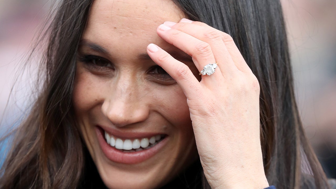 71 Beautiful Rose Gold Engagement Rings We're Obsessing Over