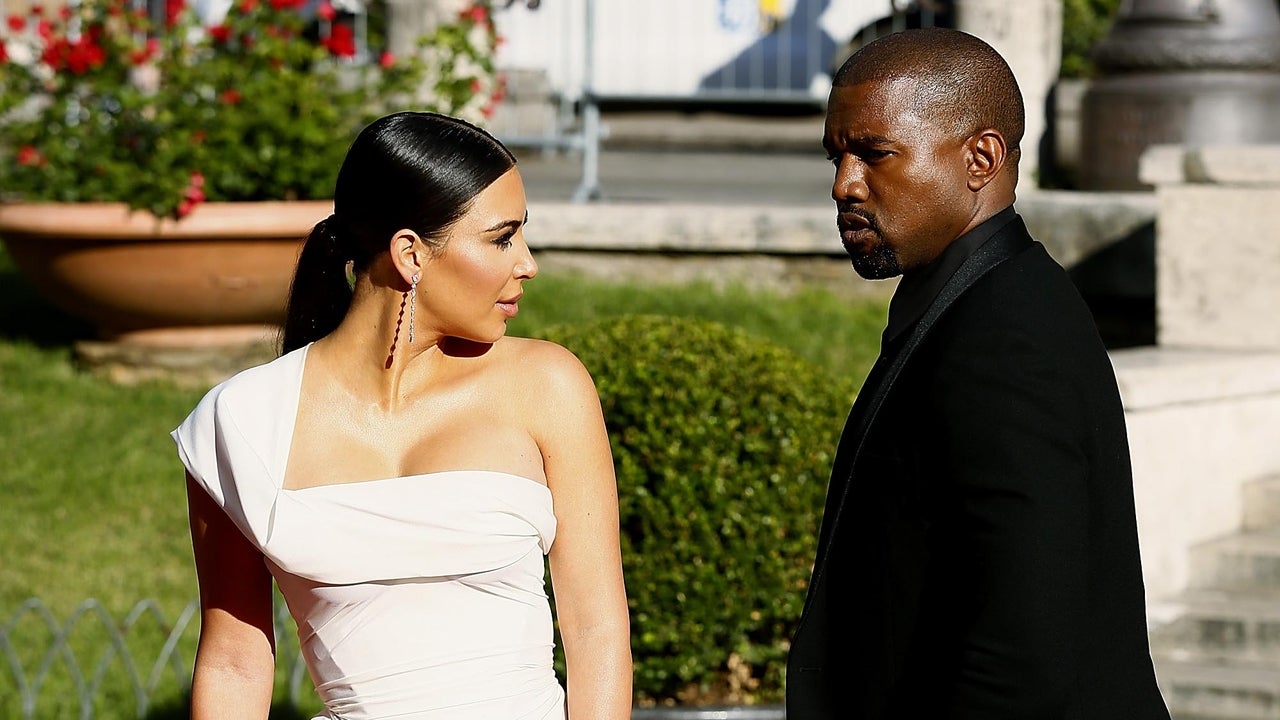 Kim kardashian outlet west wedding dress