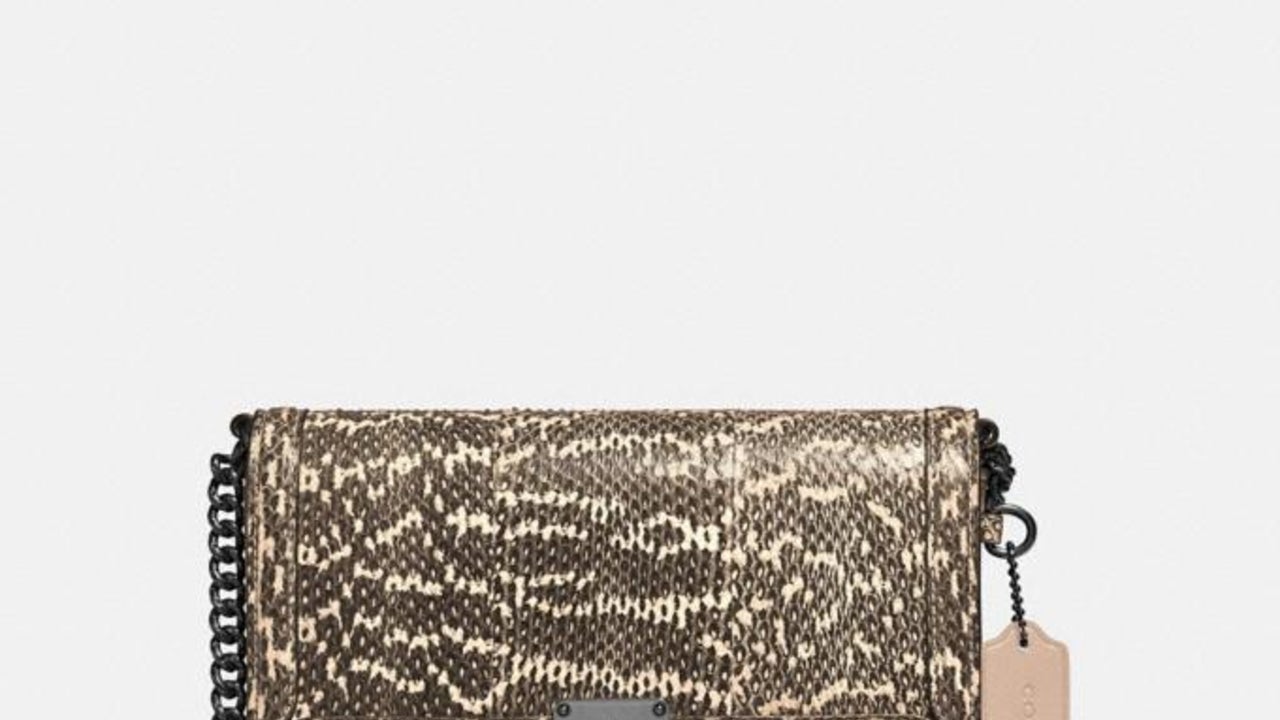 Leopard Foldover Clutch – maeree