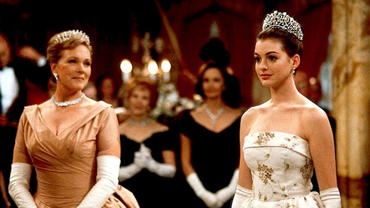 Anne Hathaway Celebrates 20 Year Anniversary of The Princess