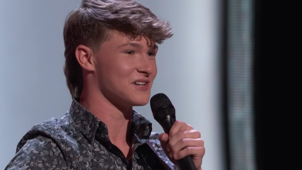 'The Voice': 17-Year-Old Carson Peters Gets a 4-Chair Turn -- Will He ...